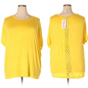 NWT 3X Extra Touch yellow cage back top